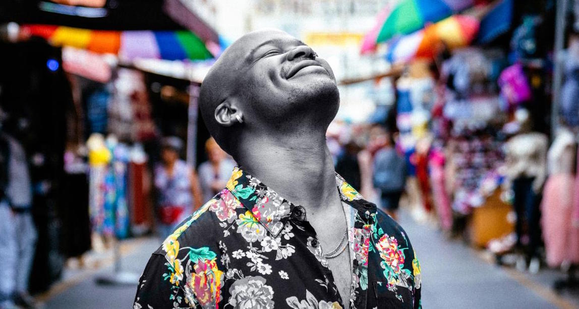 White Dave Brings Snow Day Shenanigans To The Beach In