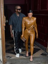 Kim Kardashian West and Kanye West arrive in Paris with Kourtney Kardashian