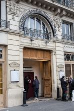 Kim Kardashian West, Daughter North West, Kourtney Kardashian And Daughter Penelope In Paris