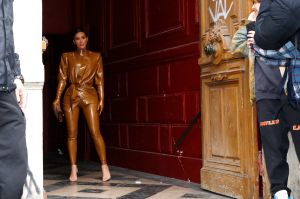 Kim Kardashian West, Daughter North West, Kourtney Kardashian And Daughter Penelope In Paris