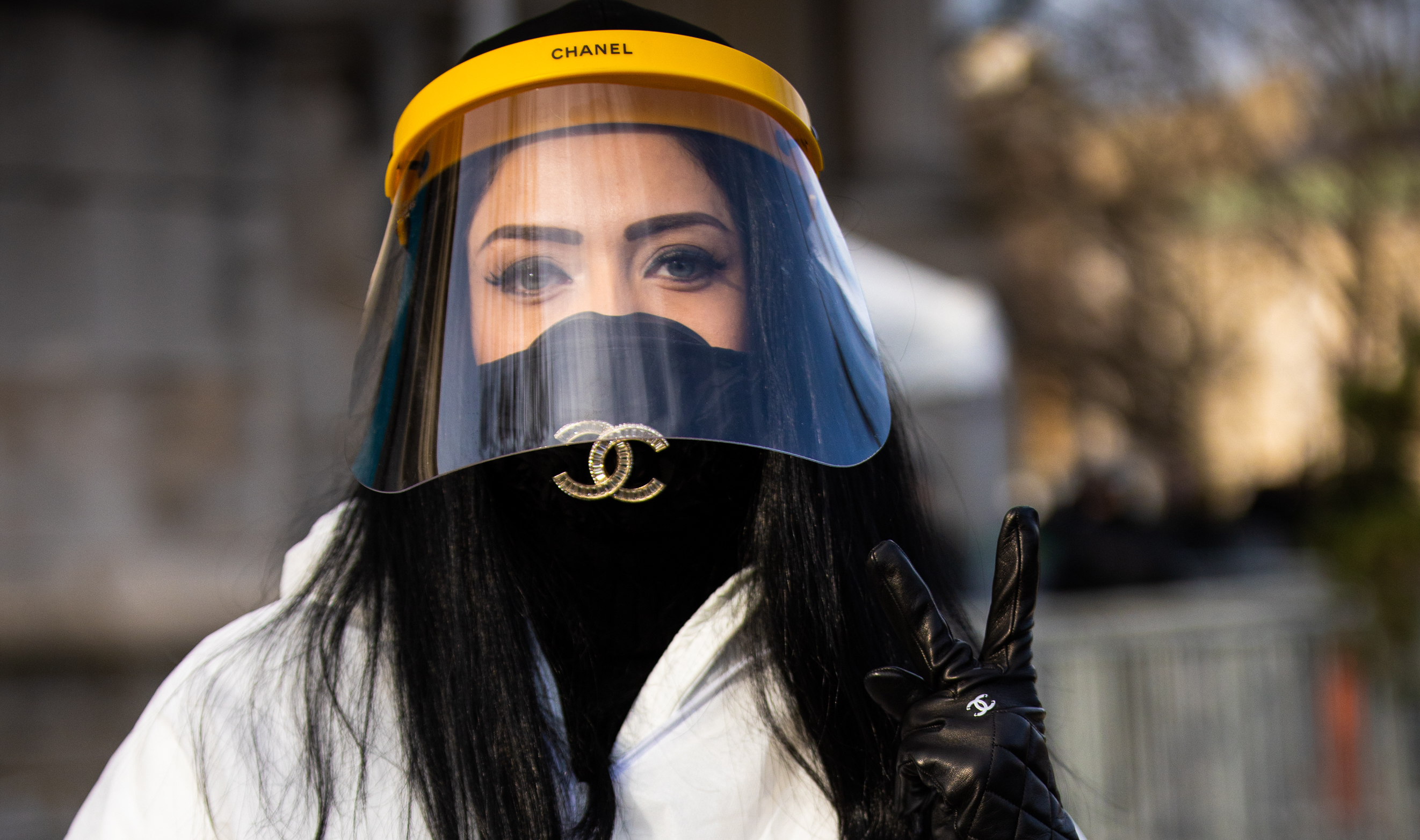 Street Style - Paris Fashion Week - Womenswear Fall/Winter 2020/2021 : Day Nine