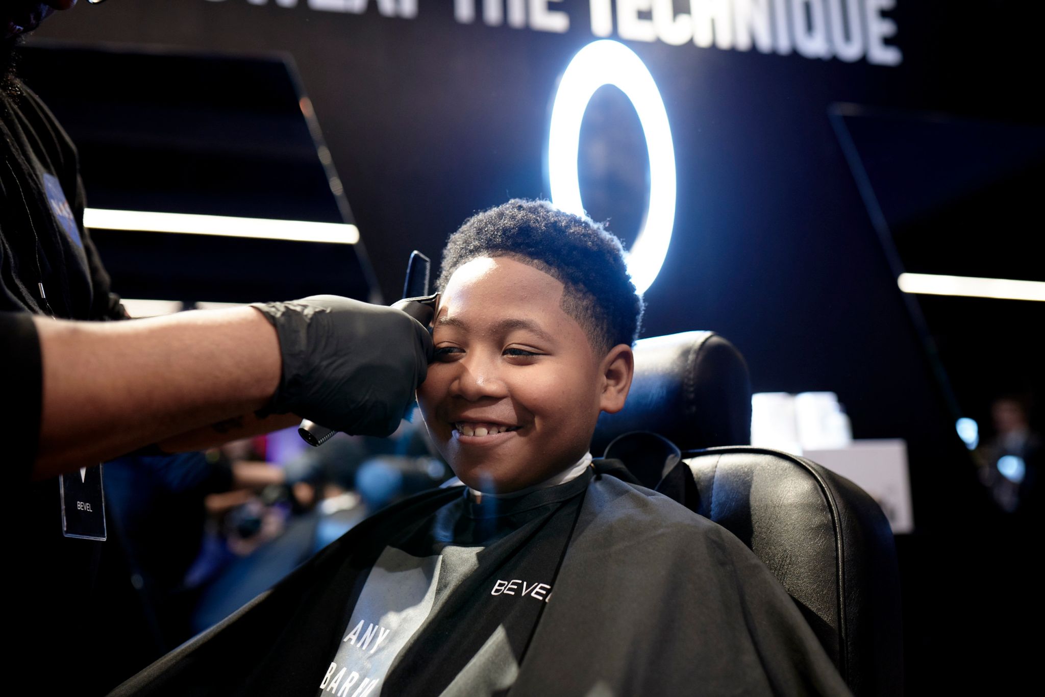 Walker & Company Gives Back To Atlanta Grooming Businesses, Chicago Schools