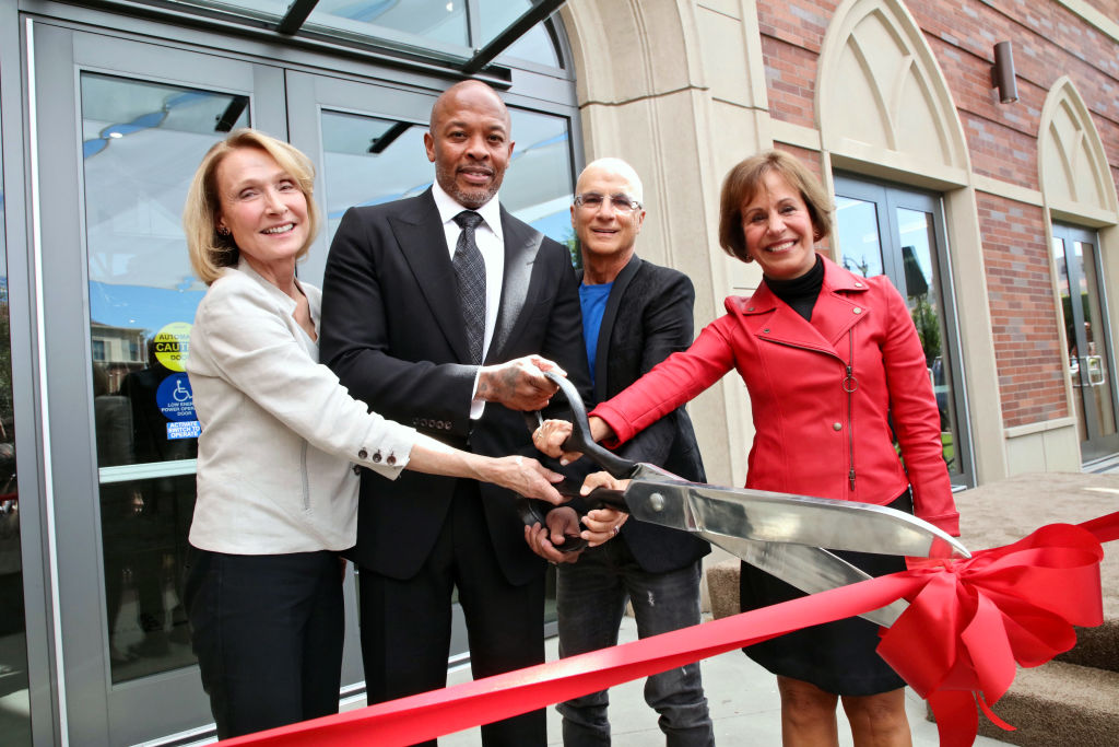 USC Hosts Dedication Ceremony For New Iovine And Young Hall