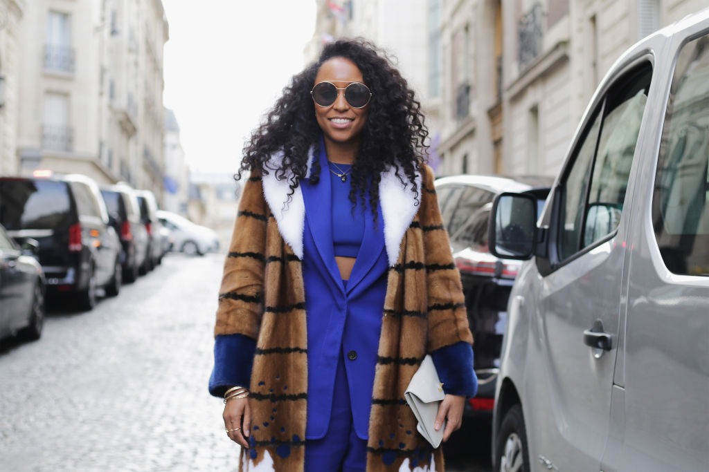 Street Style : Paris Fashion Week Womenswear Fall/Winter 2018/2019 : Day Five