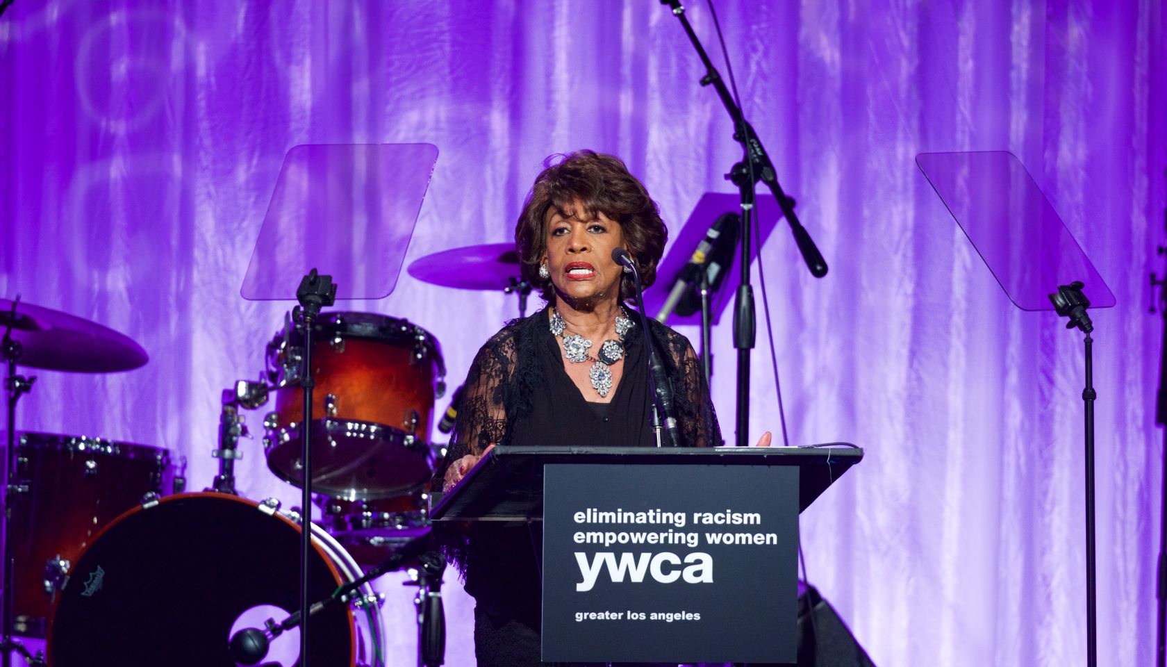 YWCA Hosts 13th Annual Rhapsody Gala - Inside