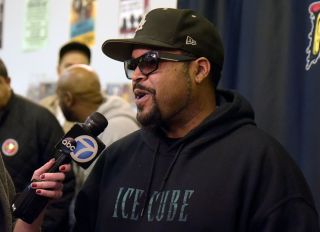 Rapper Ice Cube Hosts Meet & Greet For His New CD "Everythangs Corrupt"