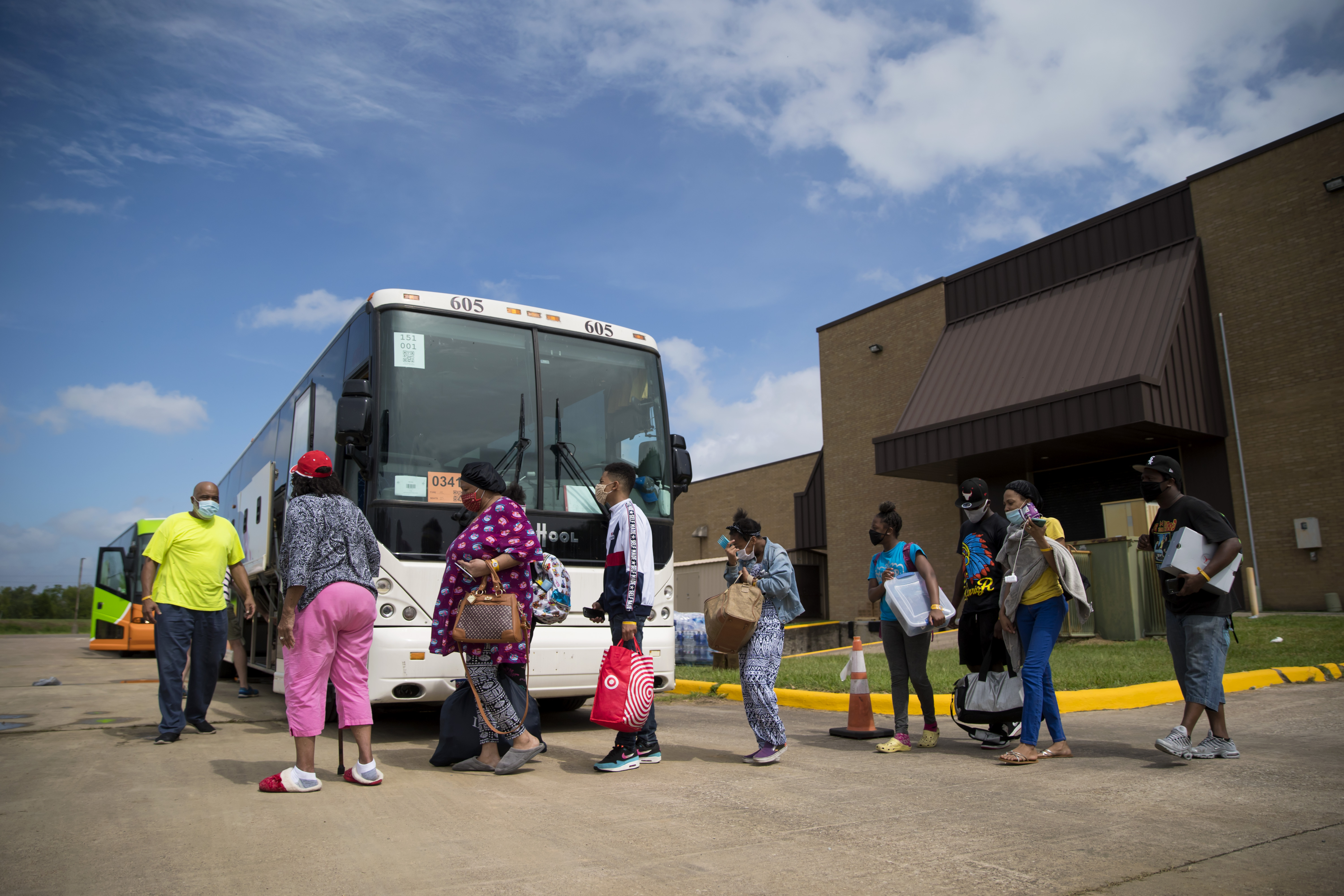 residents leaving before hurricane laura