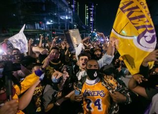 Lakers fans celecrtate the teams 17th championship