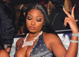 City Girl JT Has Nip Slip On IG Live, Sends Twitter Into Tidday Tizzy