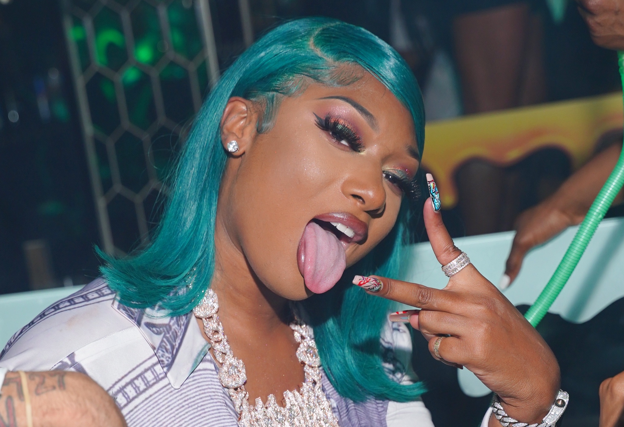 Allure Monday Nights