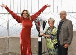 Wendy Williams Visits The Empire State Building