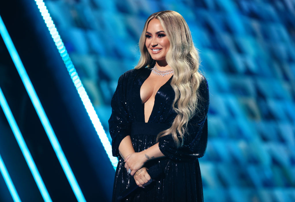 2020 E! People's Choice Awards - Show