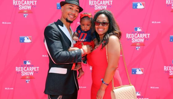 Sweet Black Love: L.A. Dodgers’ Mookie Betts Puts A Ring On Brianna Hammonds, His GF Since Middle School!