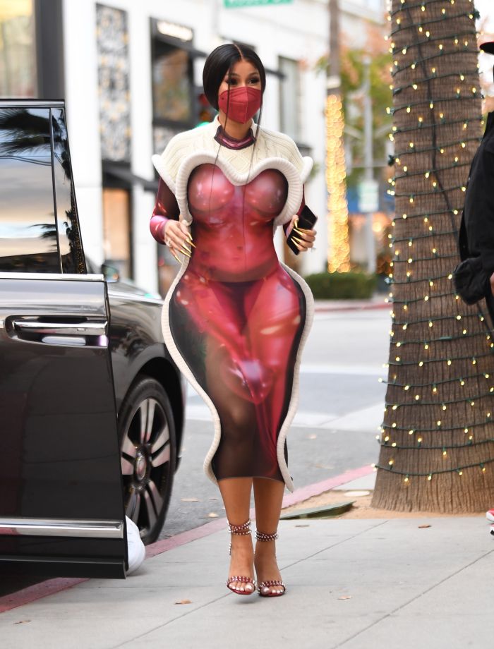 Cardi B and Offset shop in Beverly Hills at Louis Vuitton and Bottega Veneta