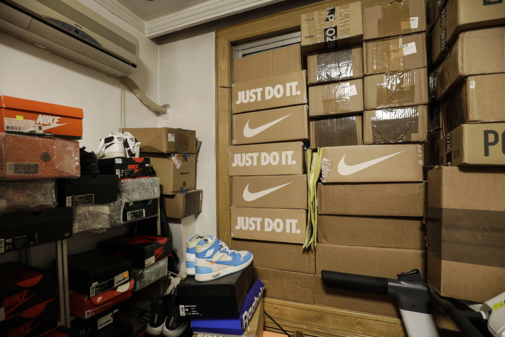 Chinas Sneakerheads Chase 6,600% Returns Flipping Air Jordans