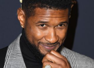 Usher at the Pre-GRAMMY Gala and GRAMMY Salute to Industry Icons Honoring Sean "Diddy" Combs - Arrivals