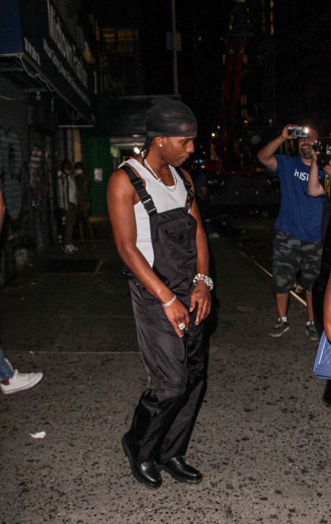 Rihanna and ASAP Rocky visit a NYC Hookah Bar