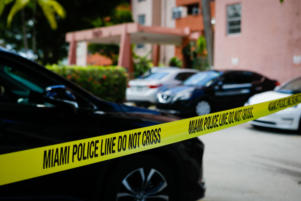 Miami Orders Residents to Evacuate 8-story Condo Building