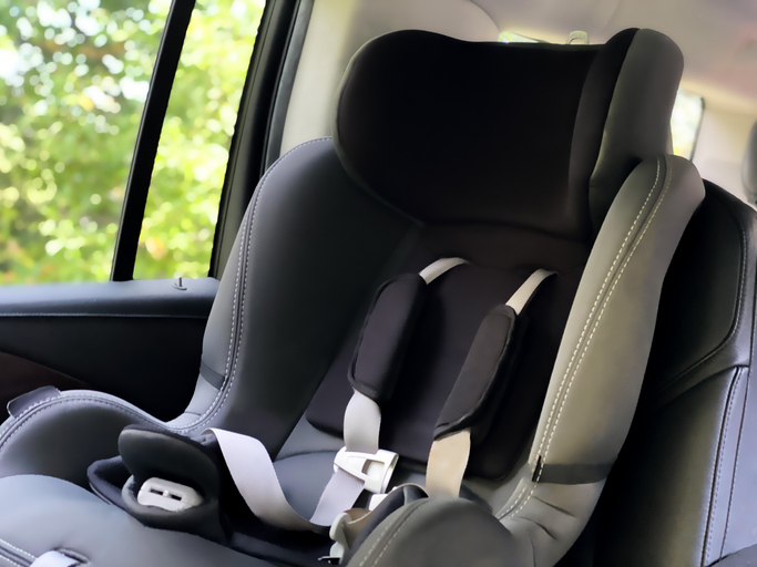 empty child car safety restraint seat