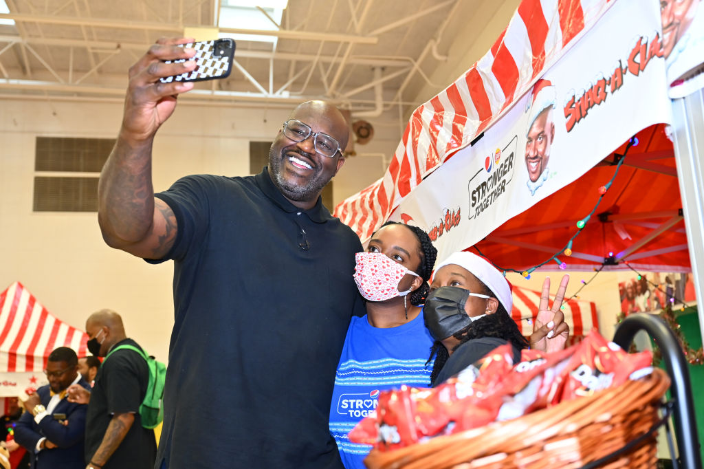 Shaq-A-Claus And Pepsi Stronger Together Surprise Atlanta School With Toys & Treats
