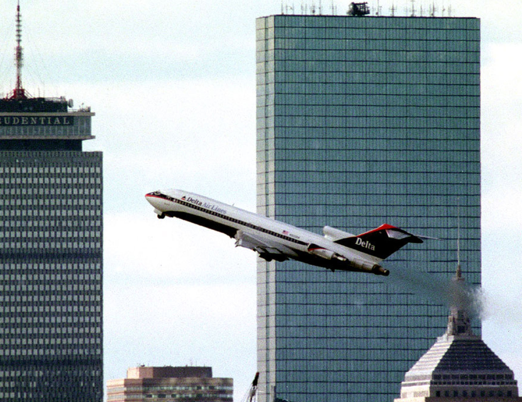 (File- BOSTON, MA) Delta Airlines..... (072105deltamg - Staff Photo by Mark Garfinkel. Saved in FRIDAY)