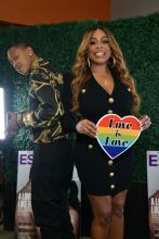 Niecy Nash And Wife Jessica Betts Celebrate Their Essence Magazine Cover