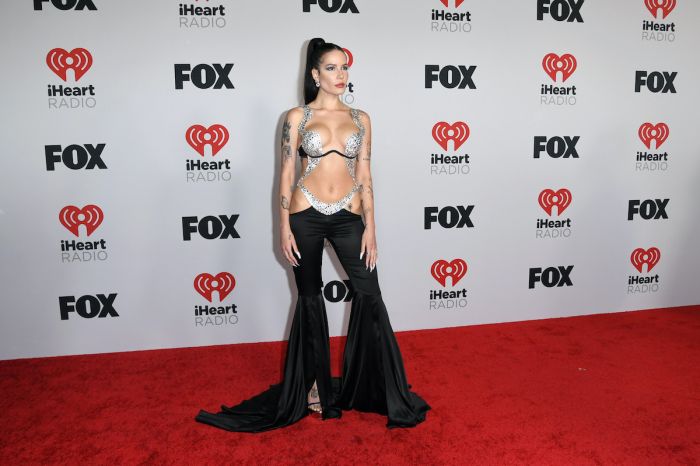 Halsey attends the iHeart Radio Awards