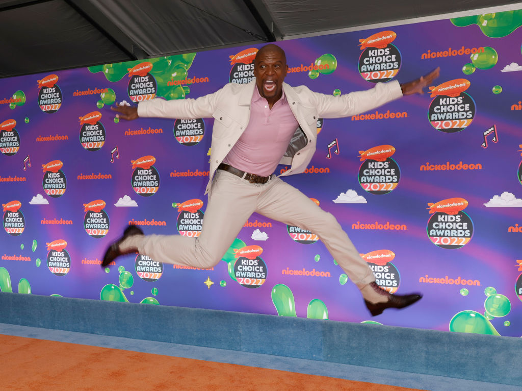 Terry Crews apologizes for previous tweet comments about Black Lives Matter 2 2022 Nickelodeon Kid's Choice Awards - Arrivals