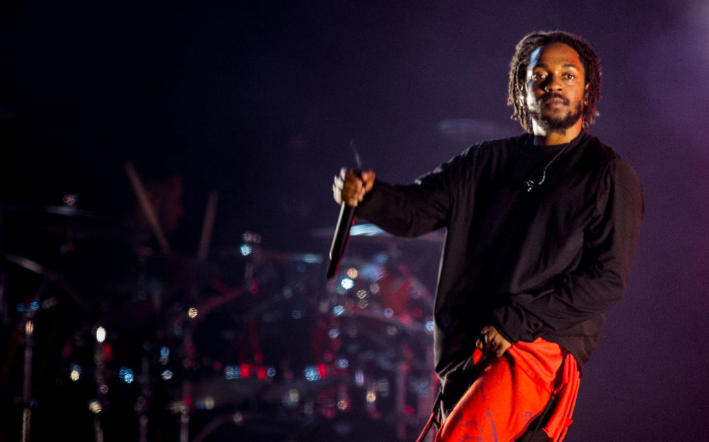 Kendrick Lamar Gives Nod to Virgil Abloh at Louis Vuitton Men's
