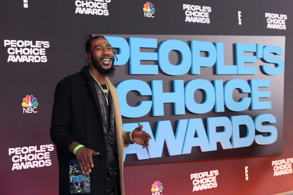 2021 E! People's Choice Awards - Arrivals