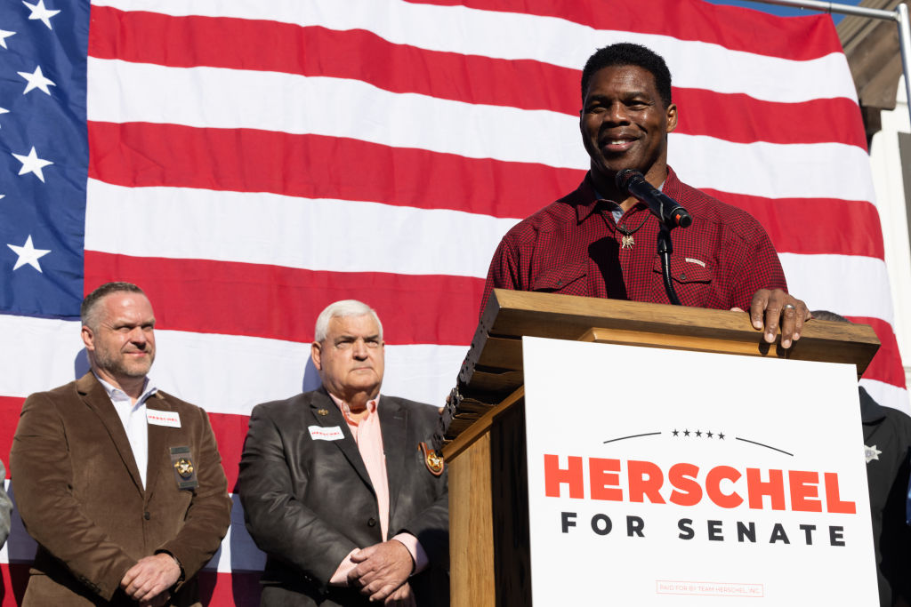 Georgia'nın Cumhuriyetçi Senato Adayı Herschel Walker Macon'da Kampanyaları