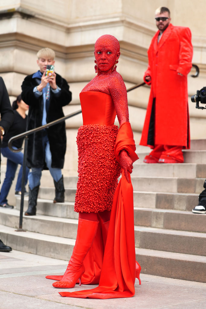 Schiaparelli : Outside Arrivals - Haute Couture Spring Summer 2023