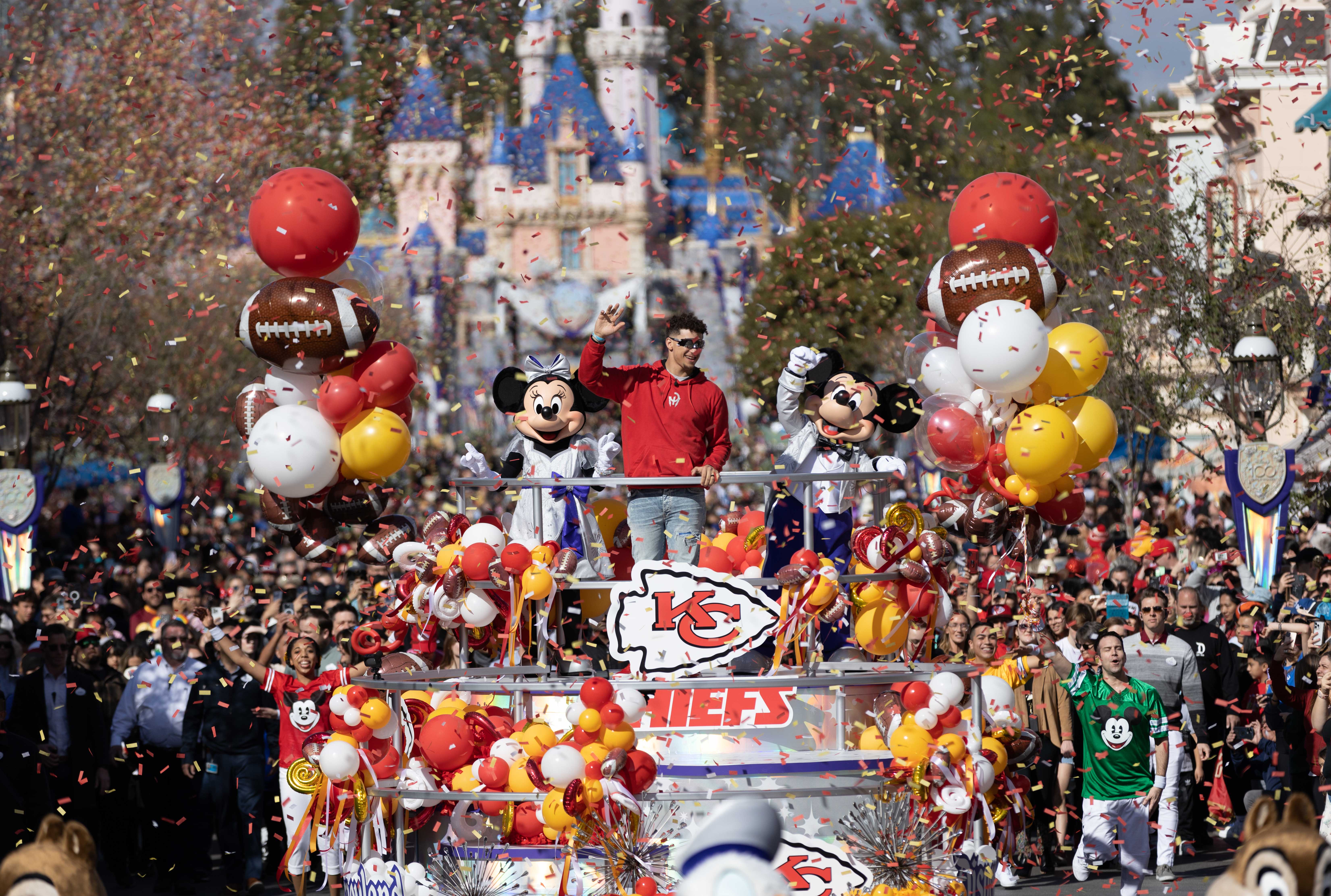 Mickey, Minnie & Mahomes Kansas City Chiefs Megastar Celebrates Super