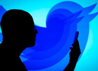 Meta To Push Ahead With Plans To Launch Twitter Competitor