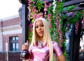 Lakeyah Hosts D'USSÉ Day Party Chicago Event at Offshore Rooftop
