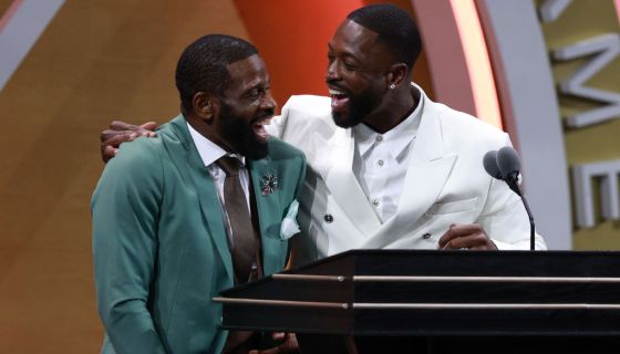 Dwyane Wade Dotes On His Dad During Basketball Hall Of Fame
Speech — ‘We In The Hall Of Fame, Dawg!’