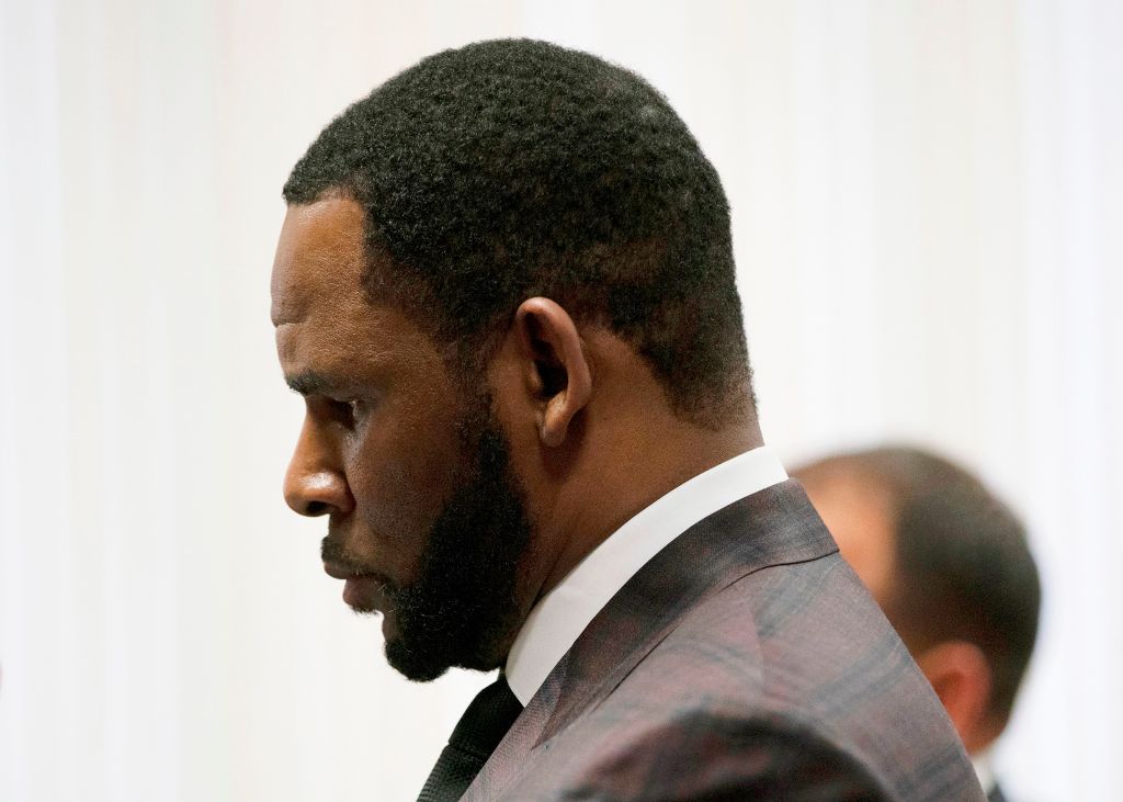 R. Kelly Victims Win $10.5M Lawsuit For 'Surviving' Terror Threat