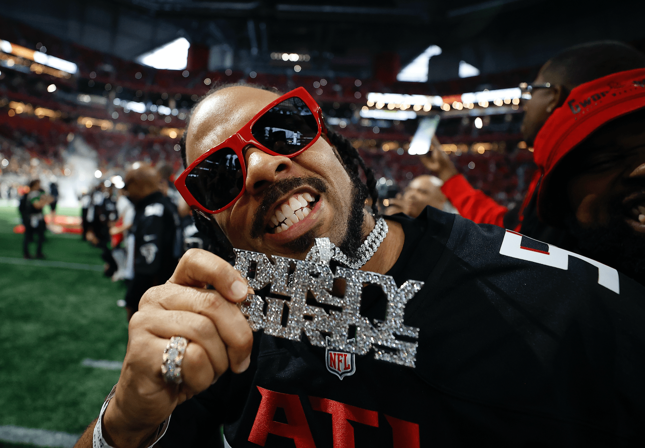 Atlanta Falcons: Hip-Hop 50