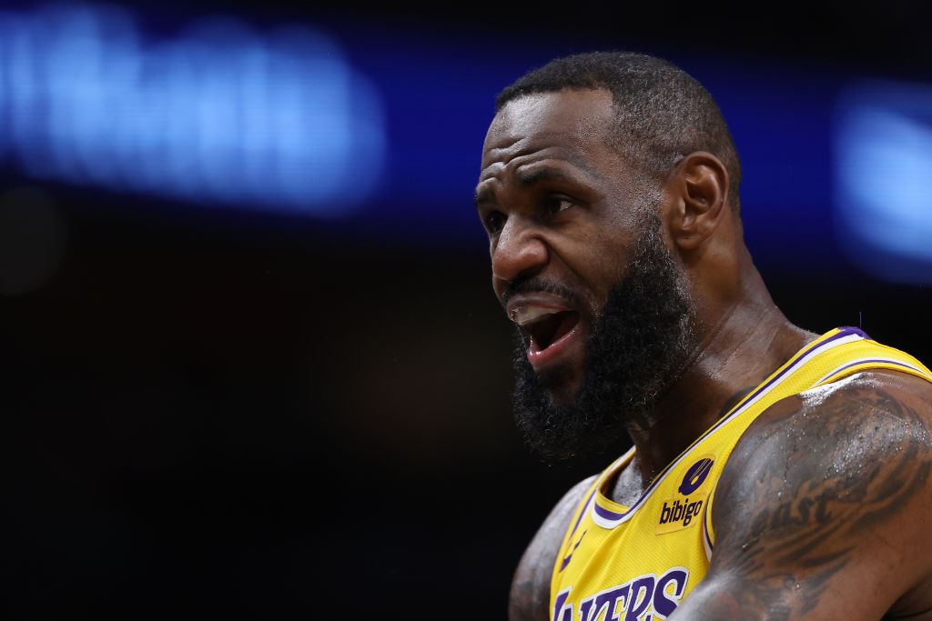 Los Angeles Lakers v Washington Wizards