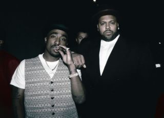 Tupac Shakur & Suge Knight Outside Club 662