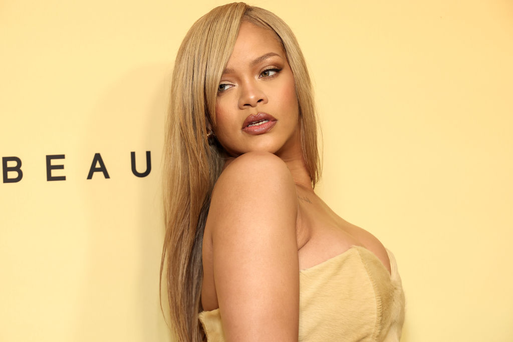 Rihanna Rocks Ravishing New Hair Color At Fenty Foundation Launch