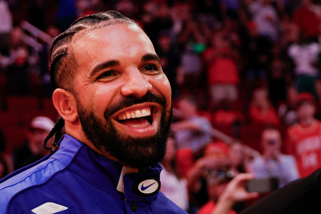 Drake Sports Compton Community College Shirt After Removing ‘Taylor Made Freestyle’ From Social Media