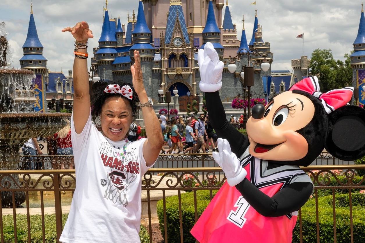 Dreams Do Come True! Dawn Staley Celebrates South Carolina’s National Championship Win At Disney World, Puts Minnie Mouse In The Game