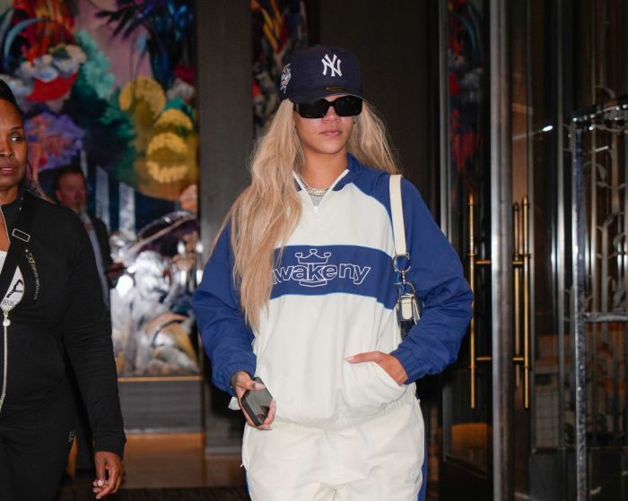 Rihanna Gets Fans All Riled Up By Wearing An ‘I’m Retired’ Shirt During NYC Outing