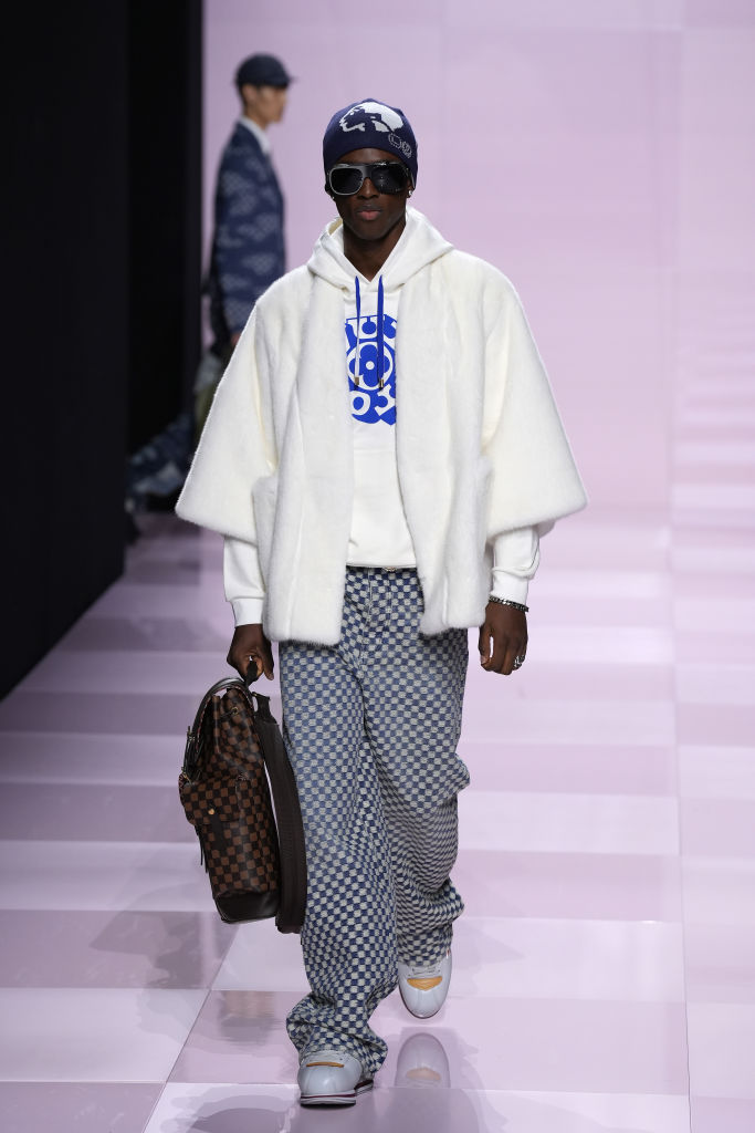 Louis Vuitton: Runway - Paris Fashion Week - Menswear Fall-Winter 2025/2026