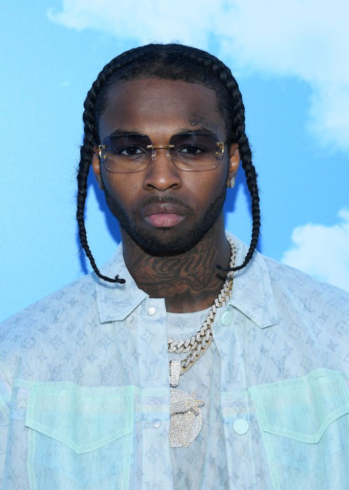 Louis Vuitton : Photocall - Paris Fashion Week - Menswear F/W 2020-2021