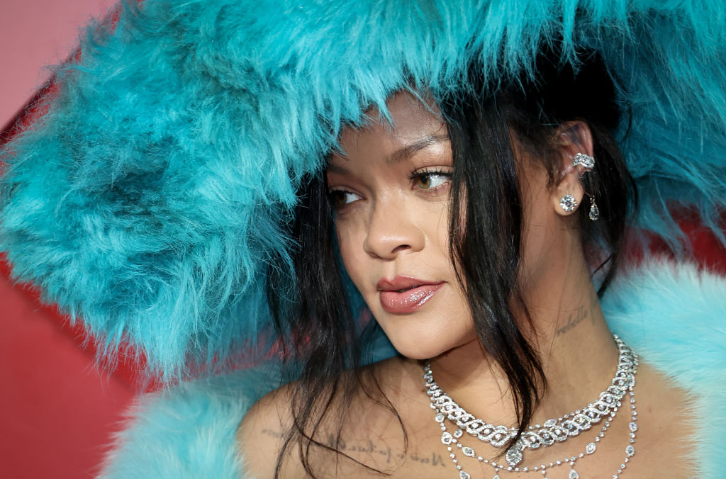Rihanna Celebrates Her ‘Anti’ Album Amid Its 10 Year ‘ANTIversary’—‘My 2016 Post Wins’