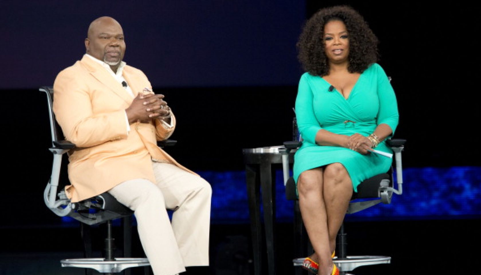 Oprah Tells T.D. Jakes She’s ‘Never Been Near A Puff Party’ Oprah Tells T.D. Jakes She’s ‘Never Been Near A Puff Party’