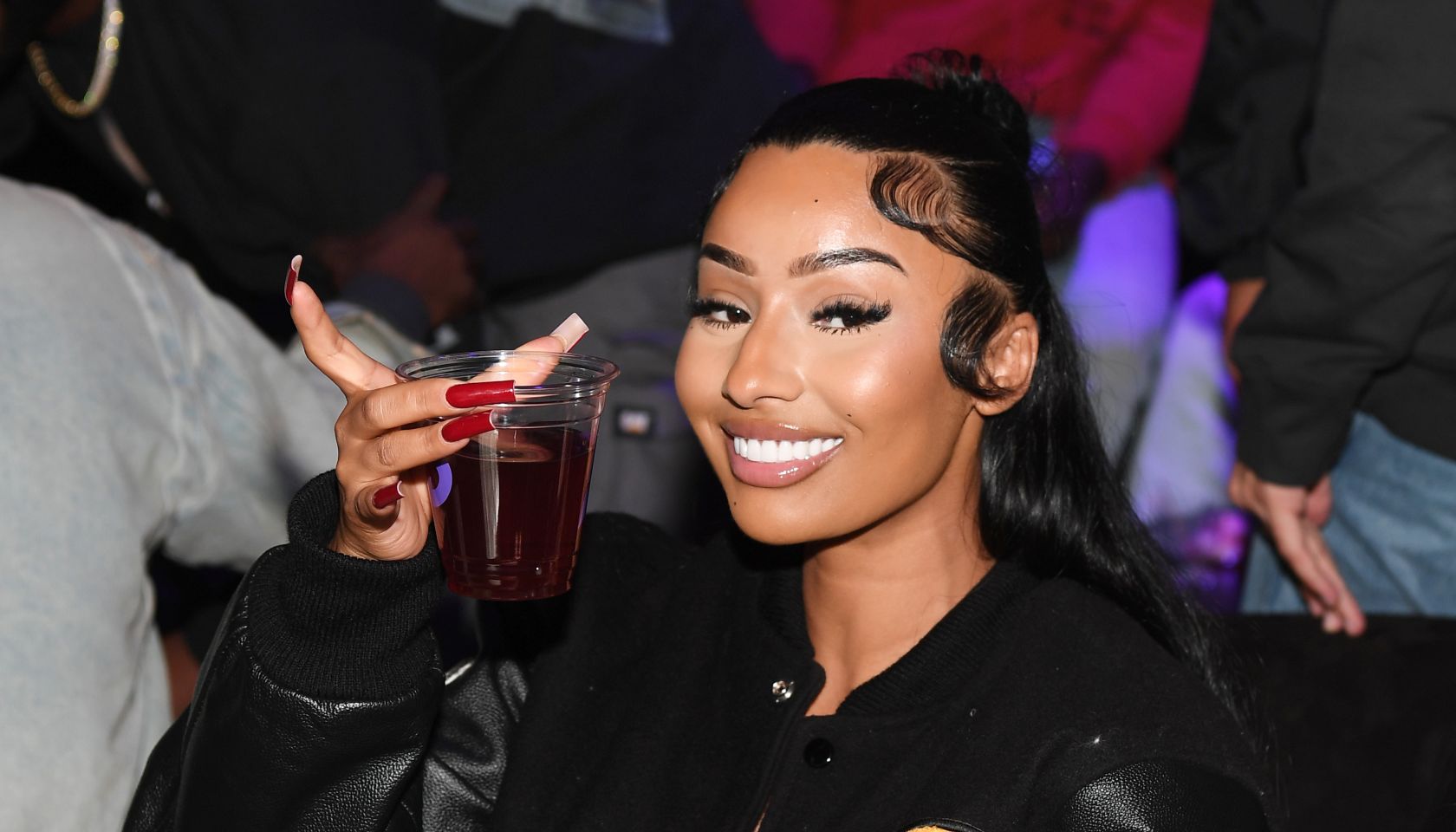 Hottest Thirst Traps Of The Week, Vol. 106 Hottest Thirst Traps Of The Week, Vol. 106