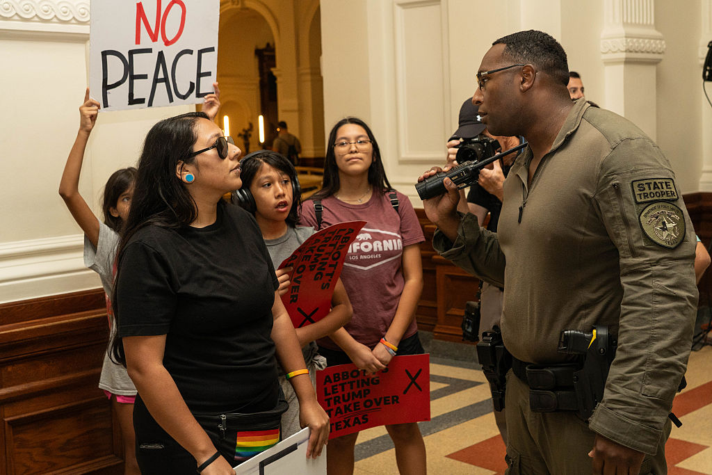 Collier protest mlc 0107.jpg